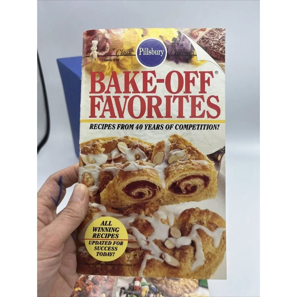 VTG 80's Pillsbury 9 Recipe Books & Box Set SlipCover Lot Cakes Cookies Bake Off